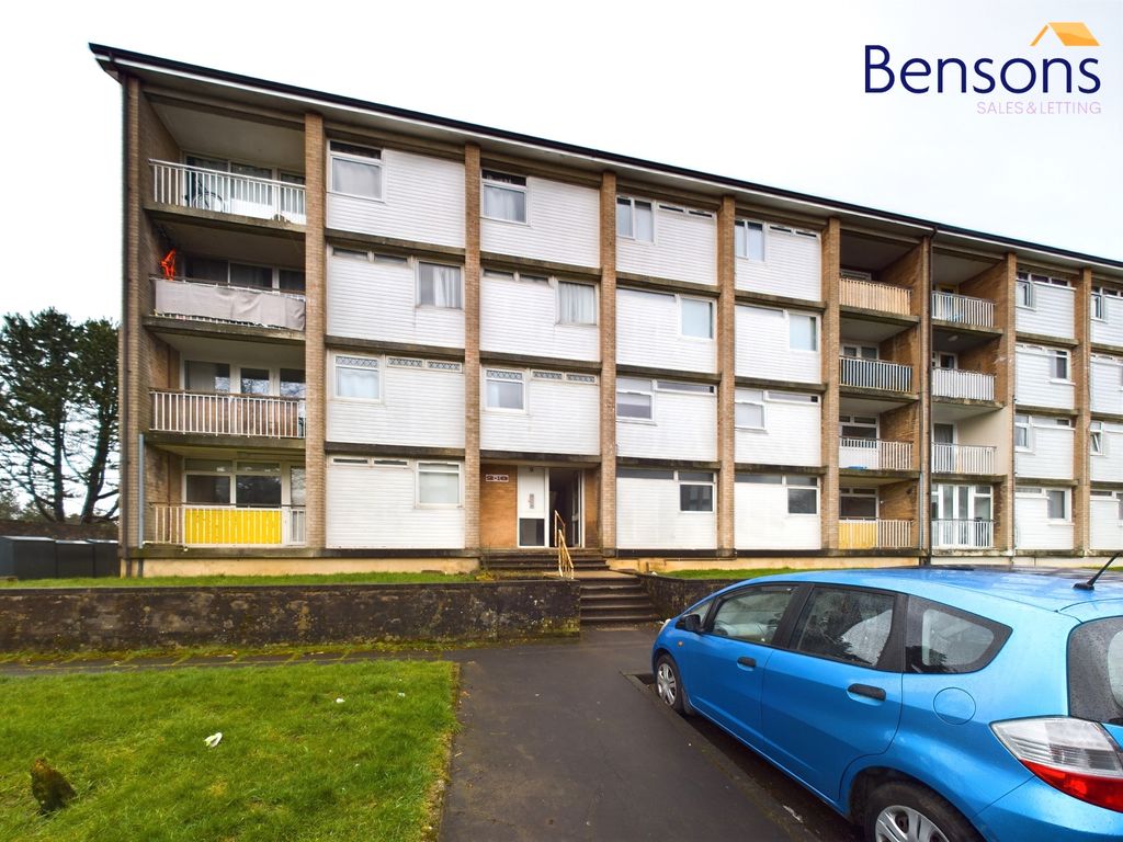 2 bed flat for sale in Sinclair Park, East Kilbride, Glasgow G75, £