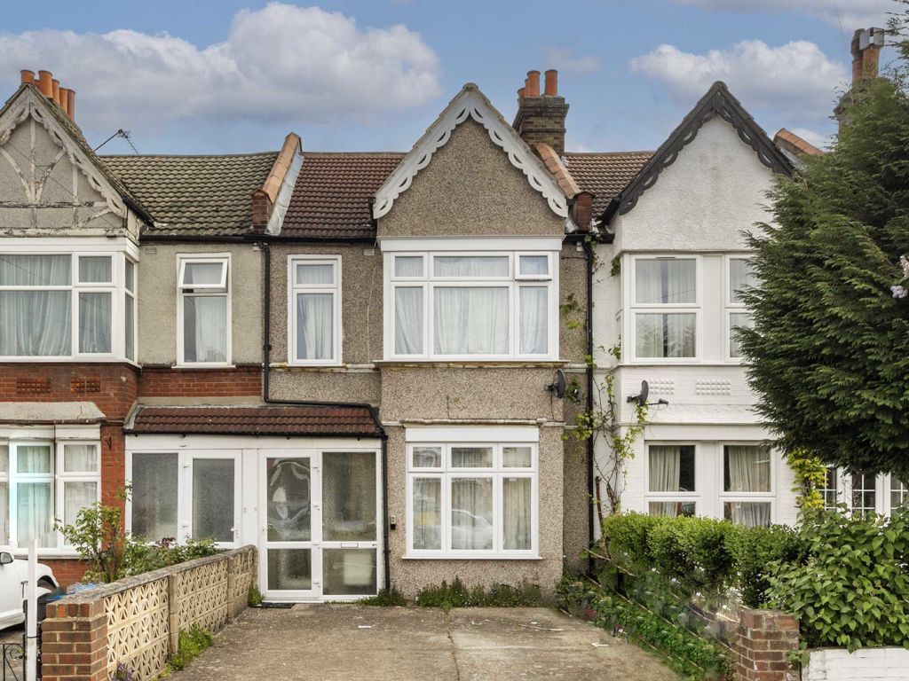 Graham Avenue, Mitcham CR4  