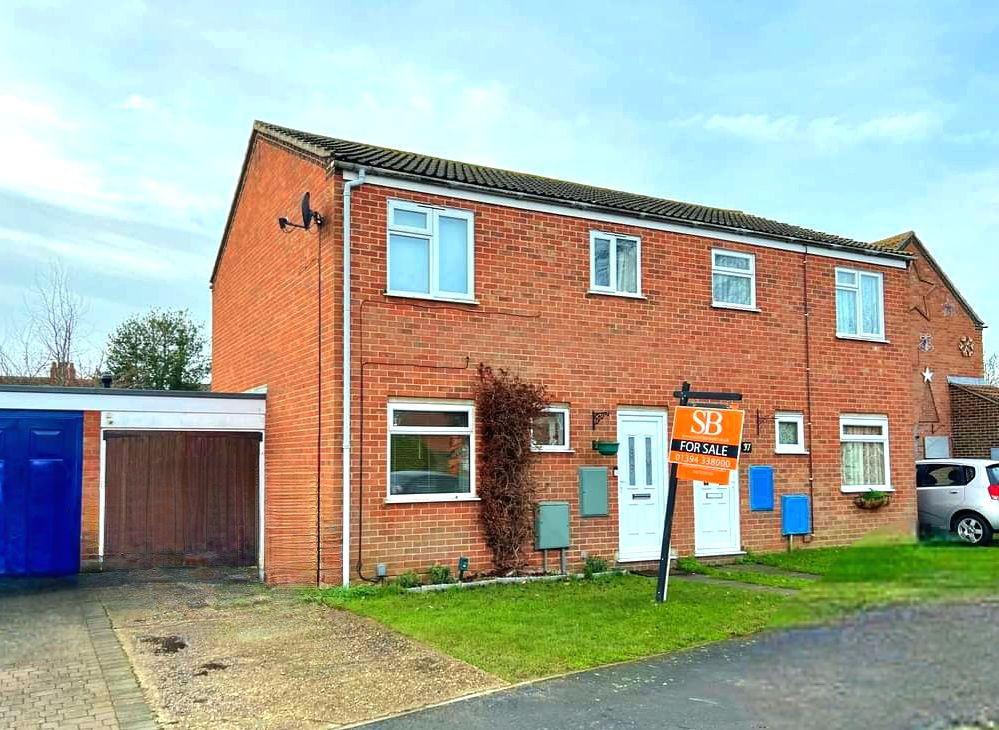 3 bed semidetached house for sale in Dains Place, Trimley St. Mary