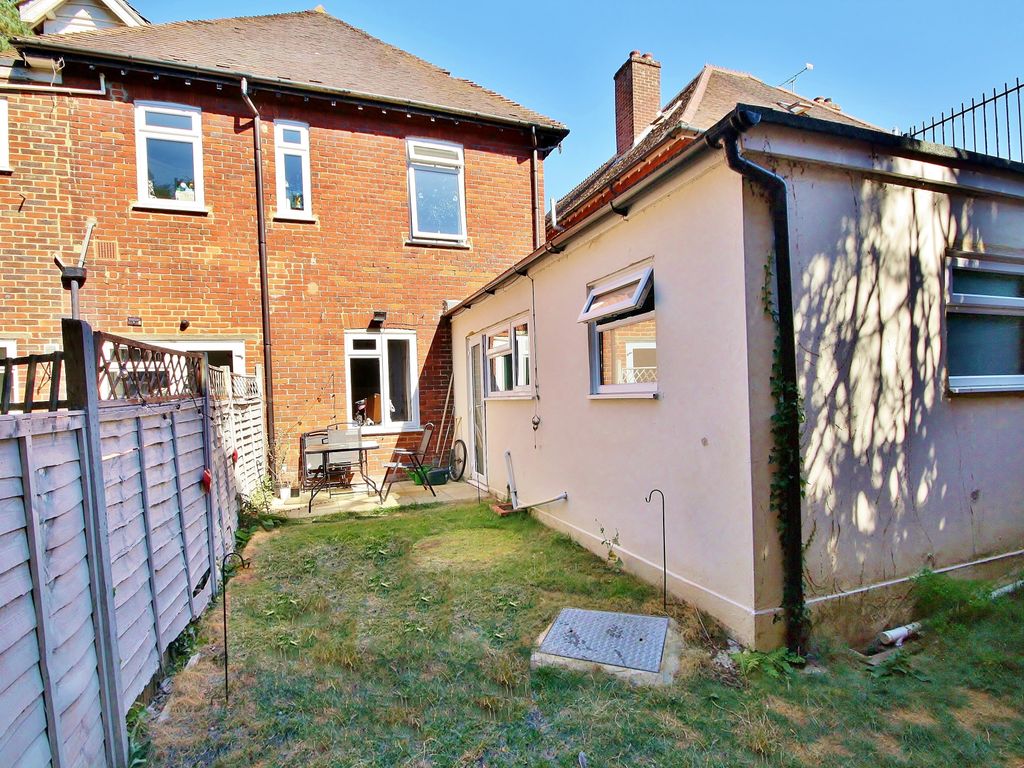 1 bed for sale in Maybury Hill, Woking GU22 Zoopla