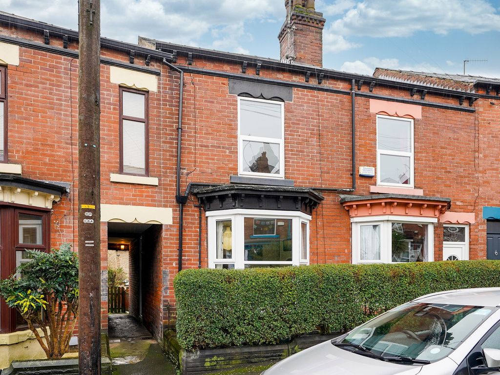 3 bed terraced house for sale in South View Crescent, Sheffield S7, £