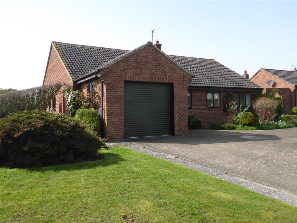 2 bed detached bungalow for sale in School Lane, Thornton Le Beans