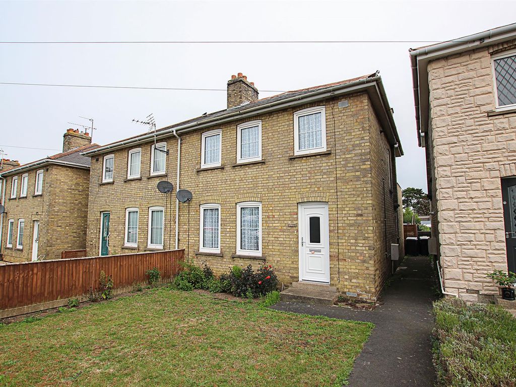 3 bed semidetached house for sale in Exning Road, Newmarket CB8, £