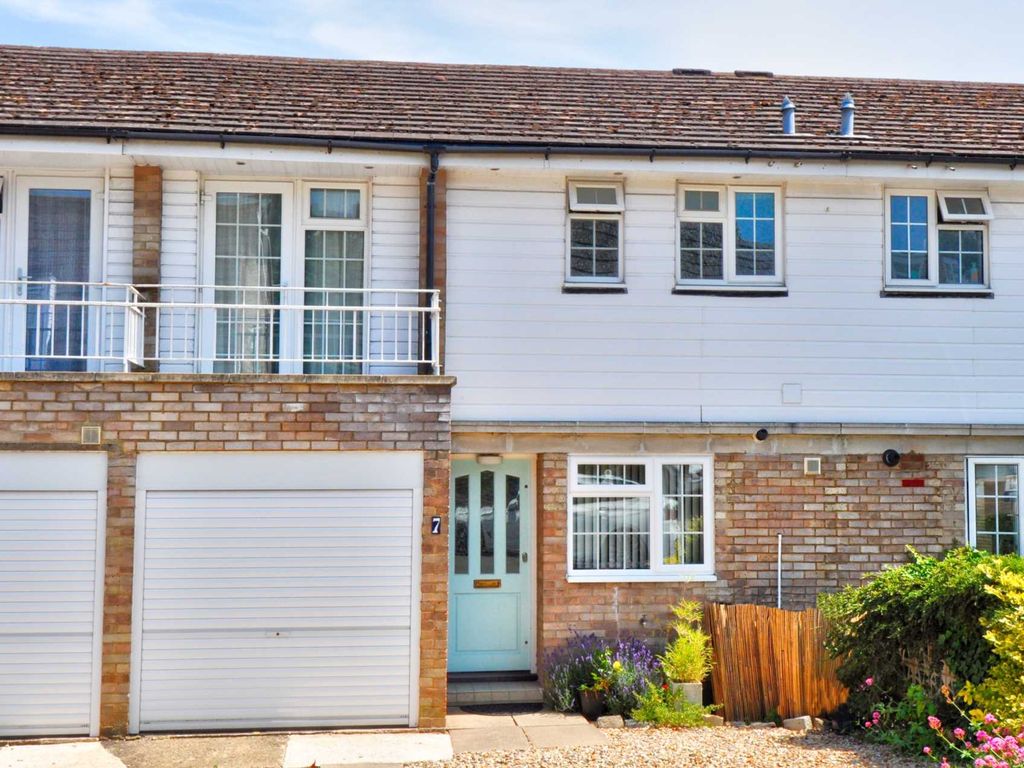 3 bed terraced house for sale in Paradise Road, Henley On Thames RG9