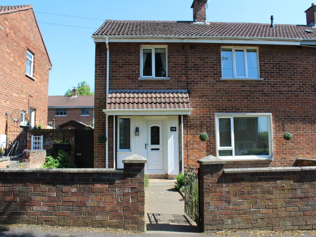 3 bed semidetached house to rent in Clarawood Park, Belfast, County