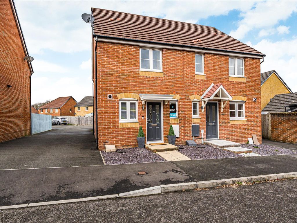 2 bed semidetached house for sale in Cherry Crescent, Penllergaer