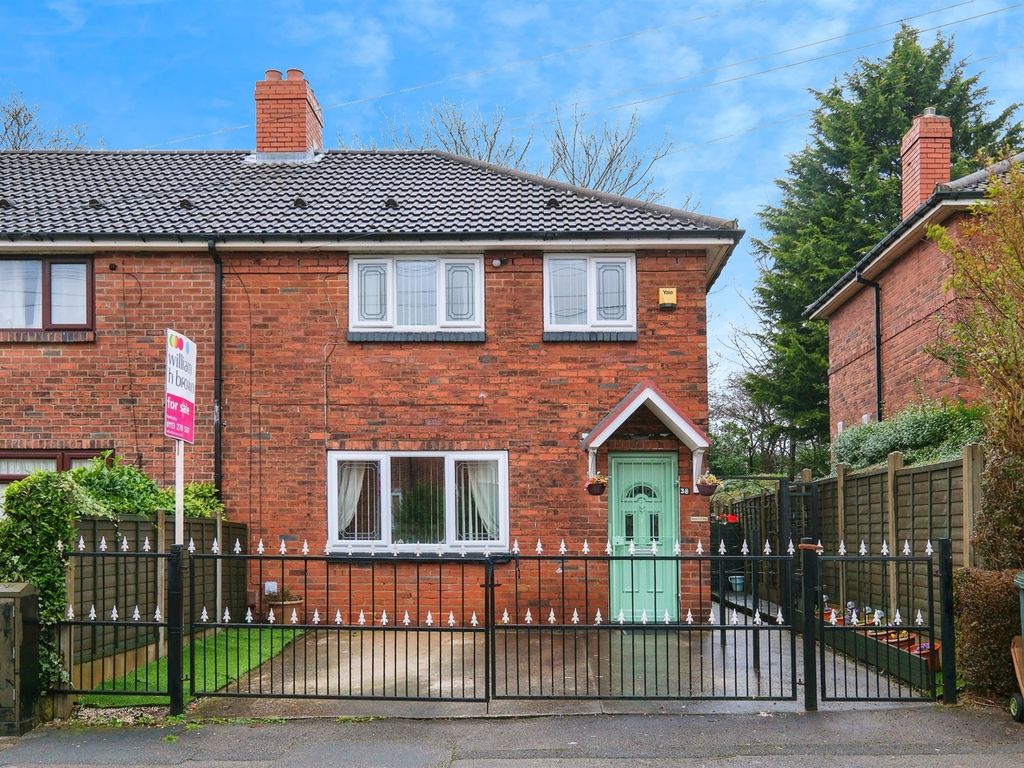3 bed semidetached house for sale in Miles Hill View, Chapel Allerton