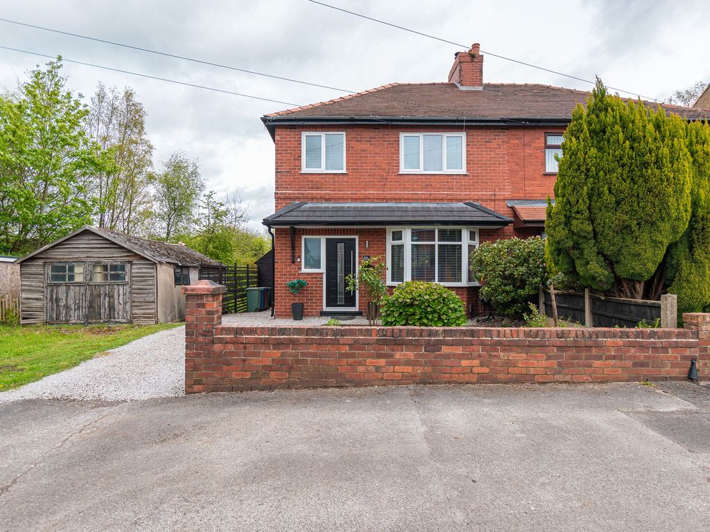 3 bed semidetached house for sale in Wigan Road, Atherton M46, £