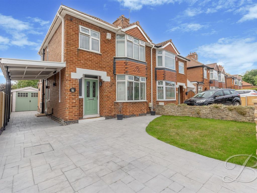 3 bed semidetached house for sale in Freeby Avenue, Mansfield