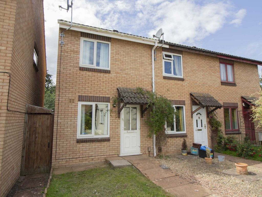 2 bed end terrace house for sale in Larchfield Close, Frome BA11, £