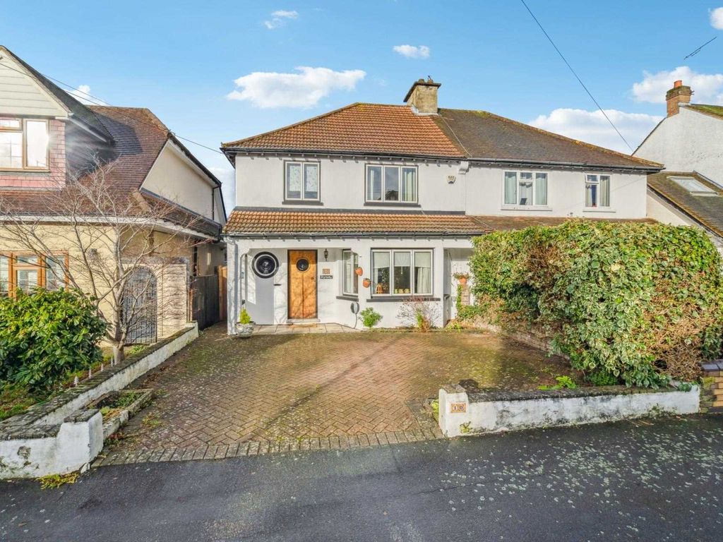 4 bed semidetached house for sale in Sherwoods Road, Oxhey WD19, £