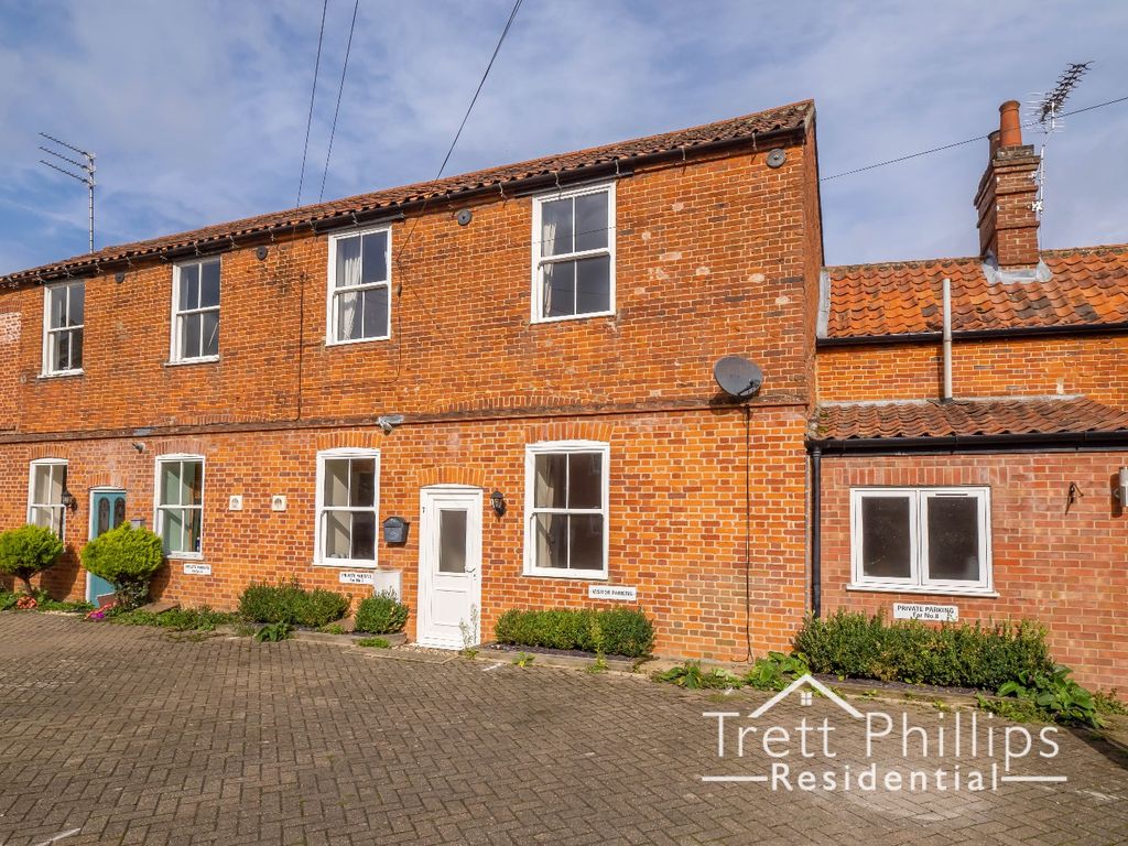 2 bed terraced house for sale in Red Lion Yard, Aylsham, Norwich, Norfolk NR11, £200,000 Zoopla