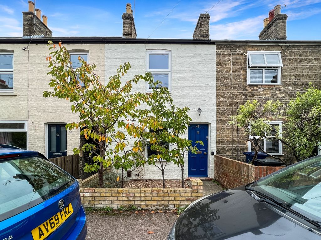 2 bed terraced house for sale in Ross Street, Cambridge CB1, £450,000
