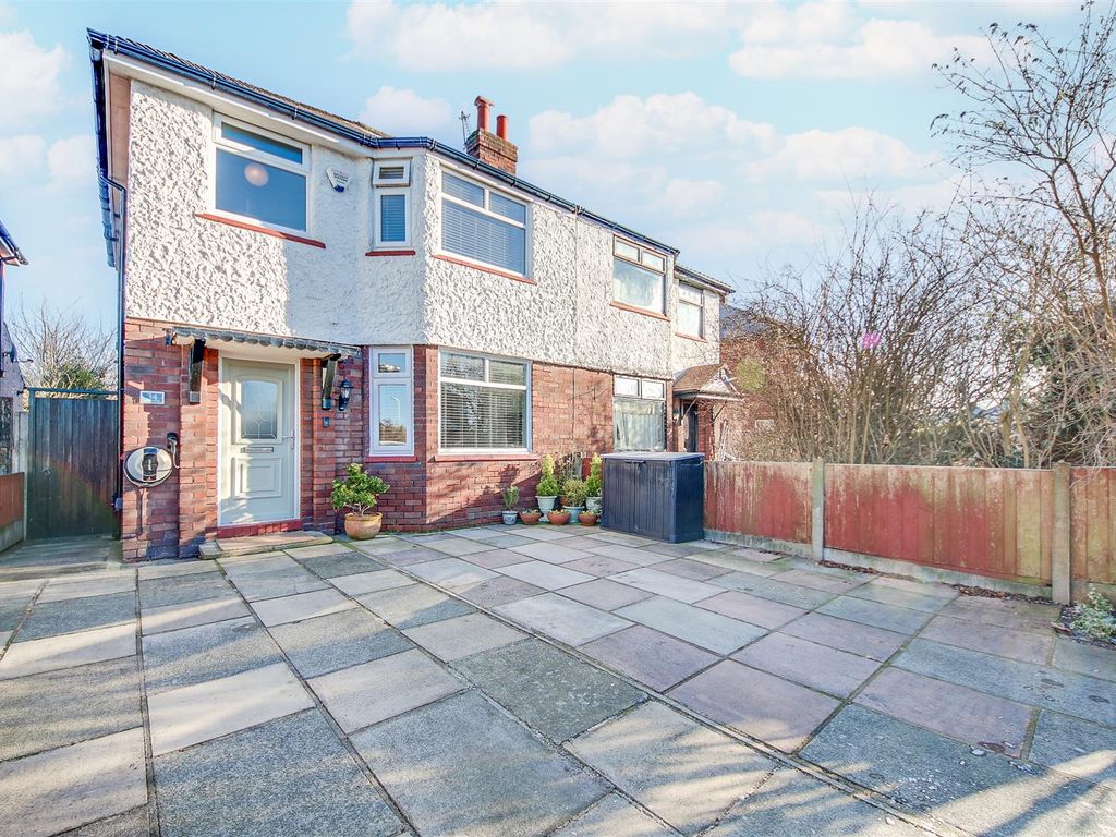 3 bed semidetached house for sale in Glenpark Drive, Marshside