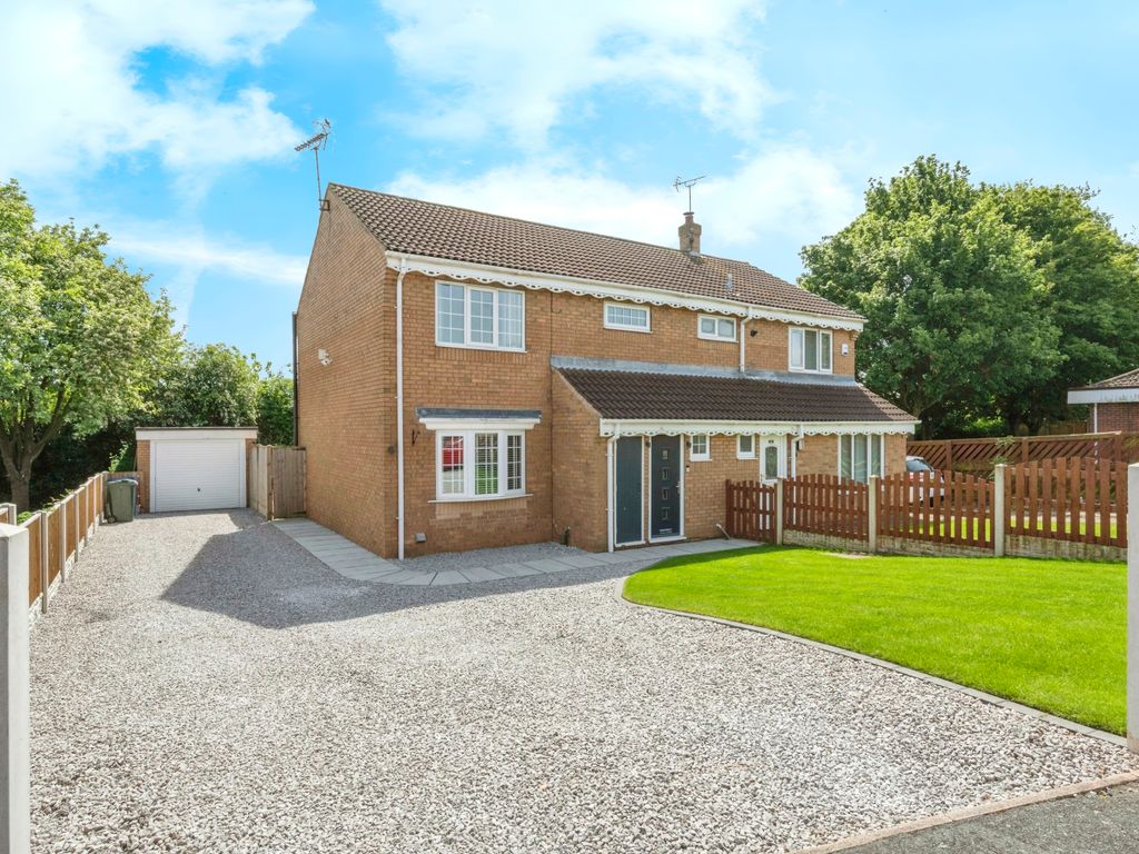 3 bed semidetached house for sale in Latin Gardens, Doncaster, South