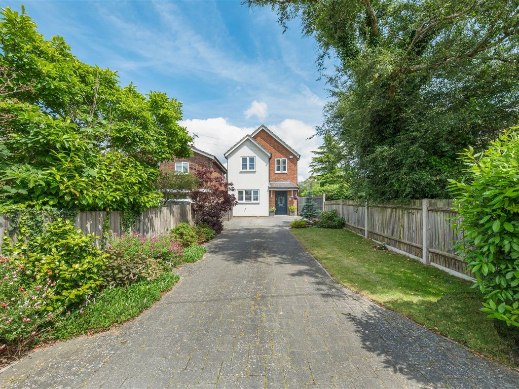 3 bed detached house for sale in Crow Hill Road, Borough Green