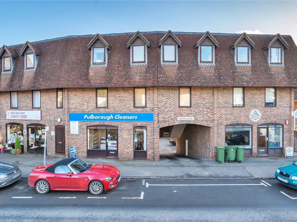2 bed flat for sale in Lower Street, Pulborough, West Sussex RH20, £
