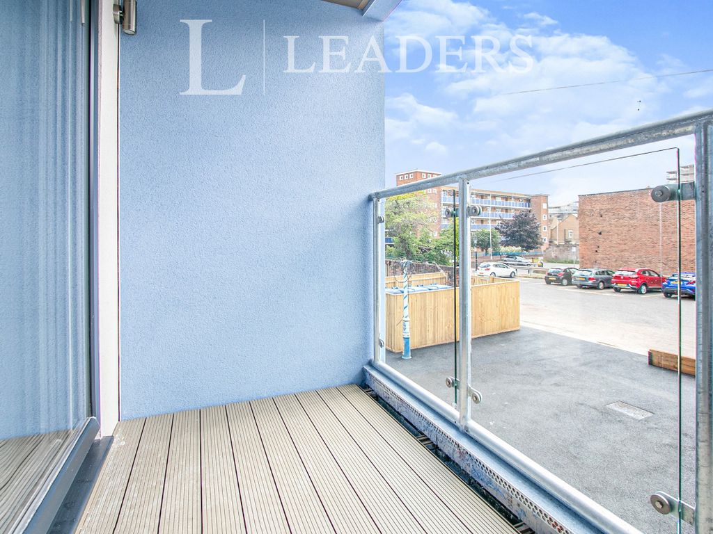 1 bed flat to rent in Lagland Street, Poole BH15, £915 pcm Zoopla