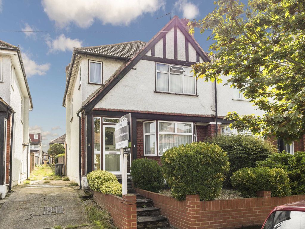 Brookbank Avenue, London W7  