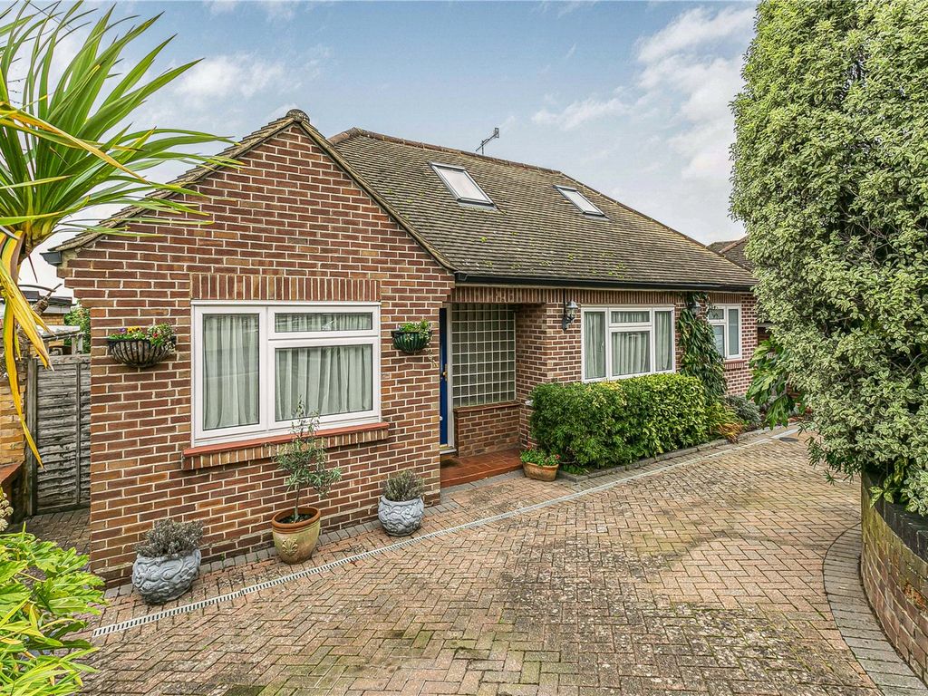 4 bed bungalow for sale in Richfield Road, Bushey, Hertfordshire WD23