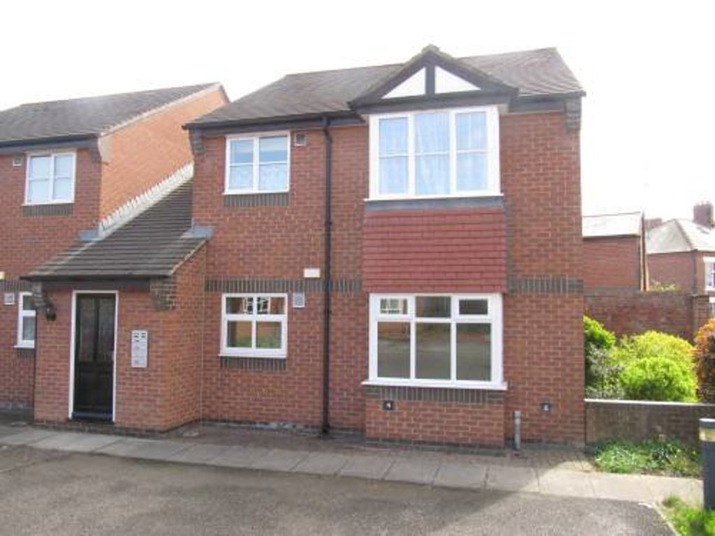 2 bed property to rent in Maude Street, Darlington DL3, £495 pcm Zoopla