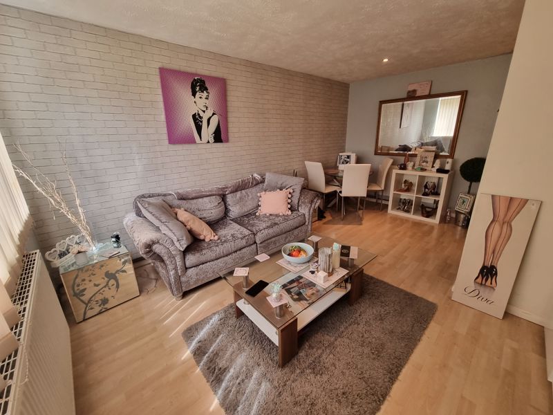 1 bed terraced house for sale in Mahon Close, Enfield EN1 Zoopla