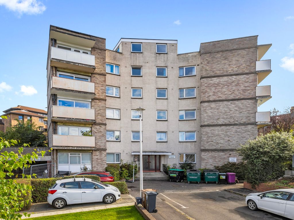 3 bed flat for sale in 9/10 Blackford House, Charterhall Grove