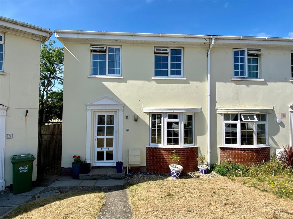 3 bed end terrace house for sale in Manor Close, Wrafton, Braunton EX33