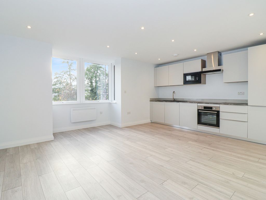 New home, 2 bed flat for sale in Buckingham Place, Bellfield Road, High
