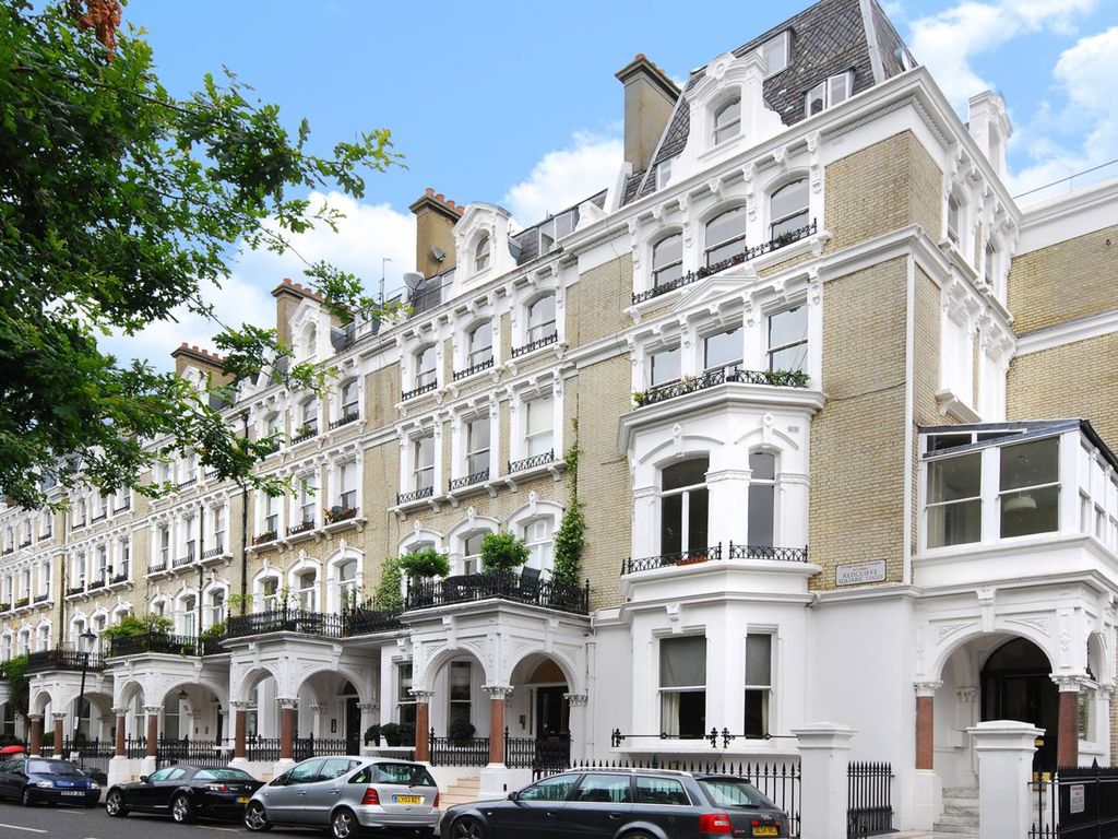 2 bed flat to rent in Redcliffe Square, Chelsea, London SW10 Zoopla