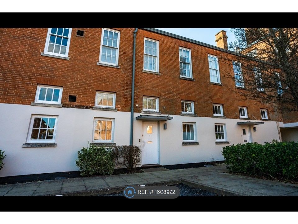 2 bed terraced house to rent in East Mews, Knowle, Fareham PO17 Zoopla