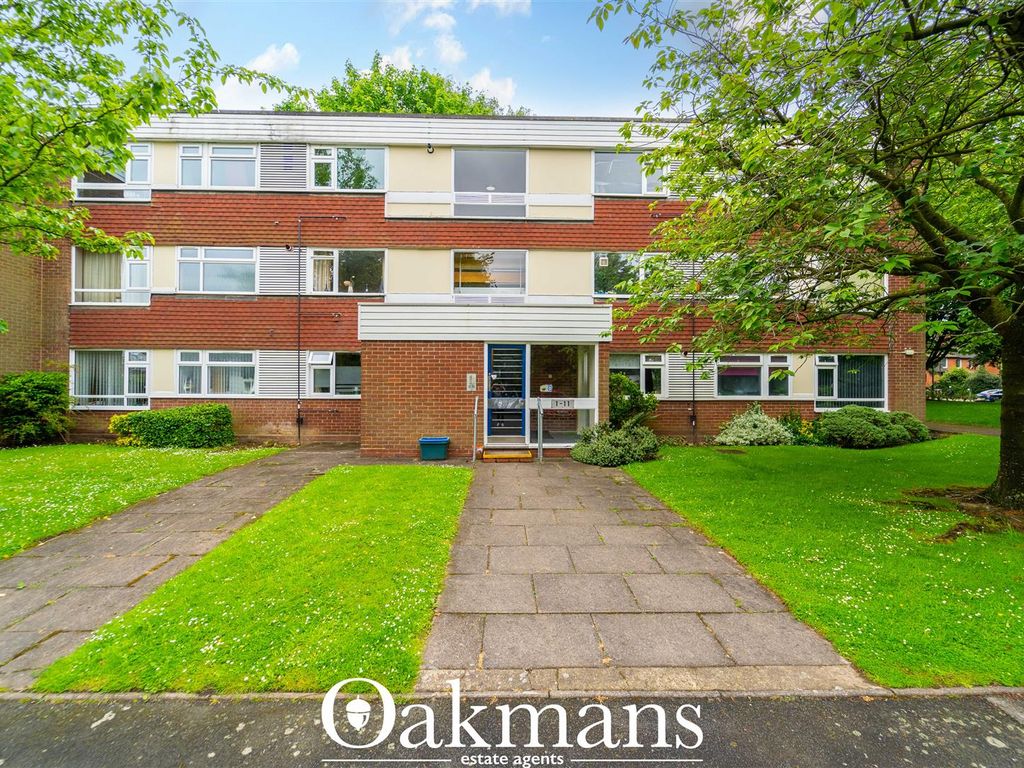 2 bed flat for sale in Stockdale Place, Edgbaston B15, £130,000 - Zoopla