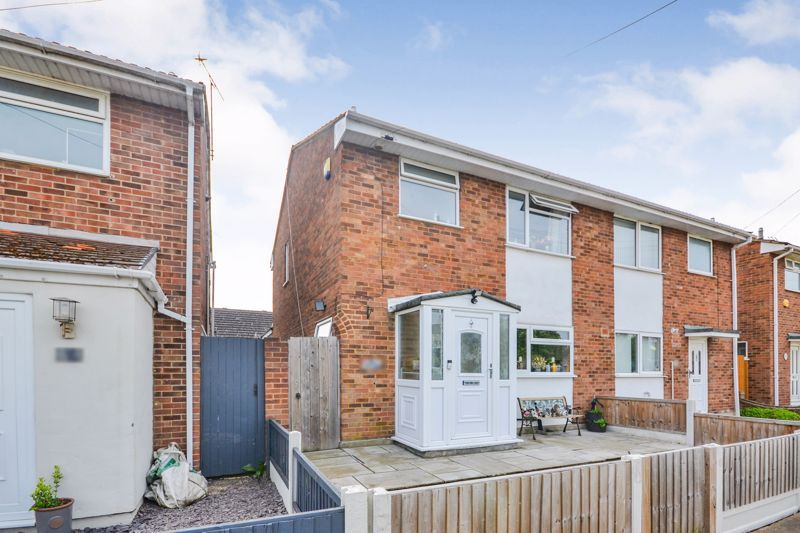 3 bed semidetached house for sale in Fobbing Road, Corringham, StanfordLeHope SS17 Zoopla