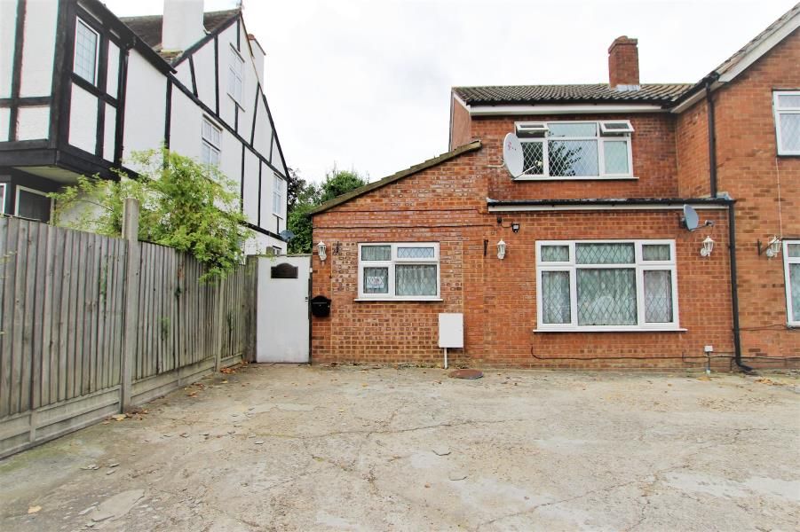 3 bed semidetached house for sale in Northwick Avenue, Kenton HA3 Zoopla
