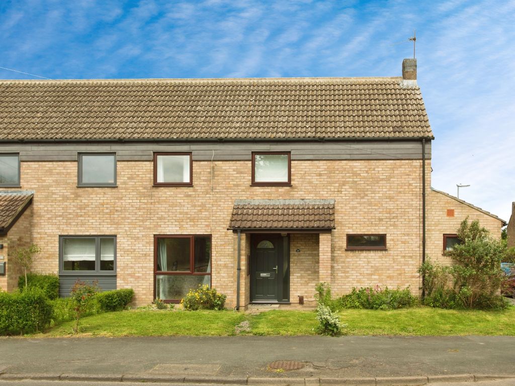 3 bed property to rent in St. Peters Street, Duxford, Cambridge CB22, £