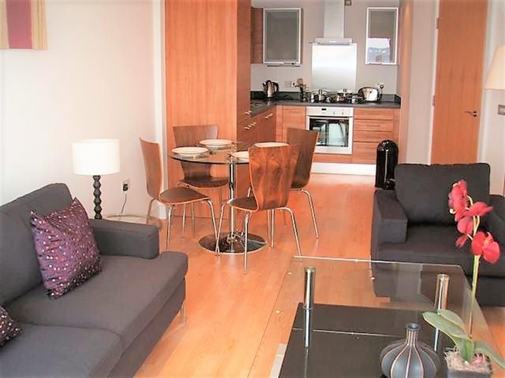 1 bed flat to rent in Clarence House, The Boulevard, Leeds LS10, £850