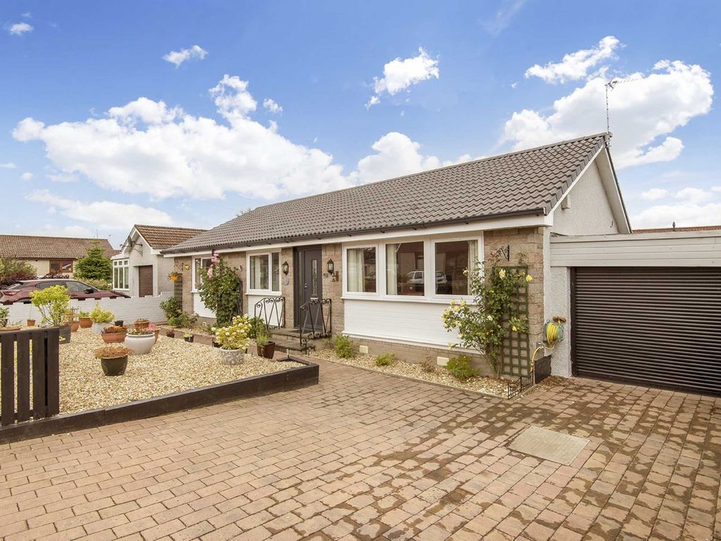 3 bed detached bungalow for sale in Bankton Park, Kingskettle, Cupar