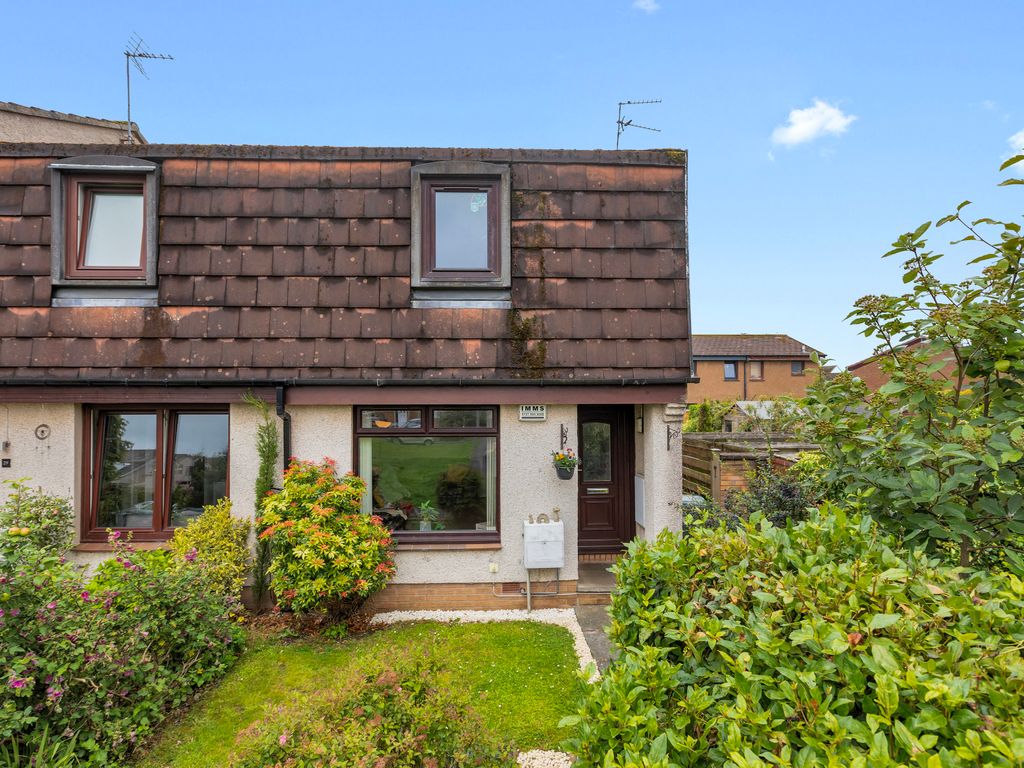 2 bed end terrace house for sale in 28 Buckstone Howe, Buckstone