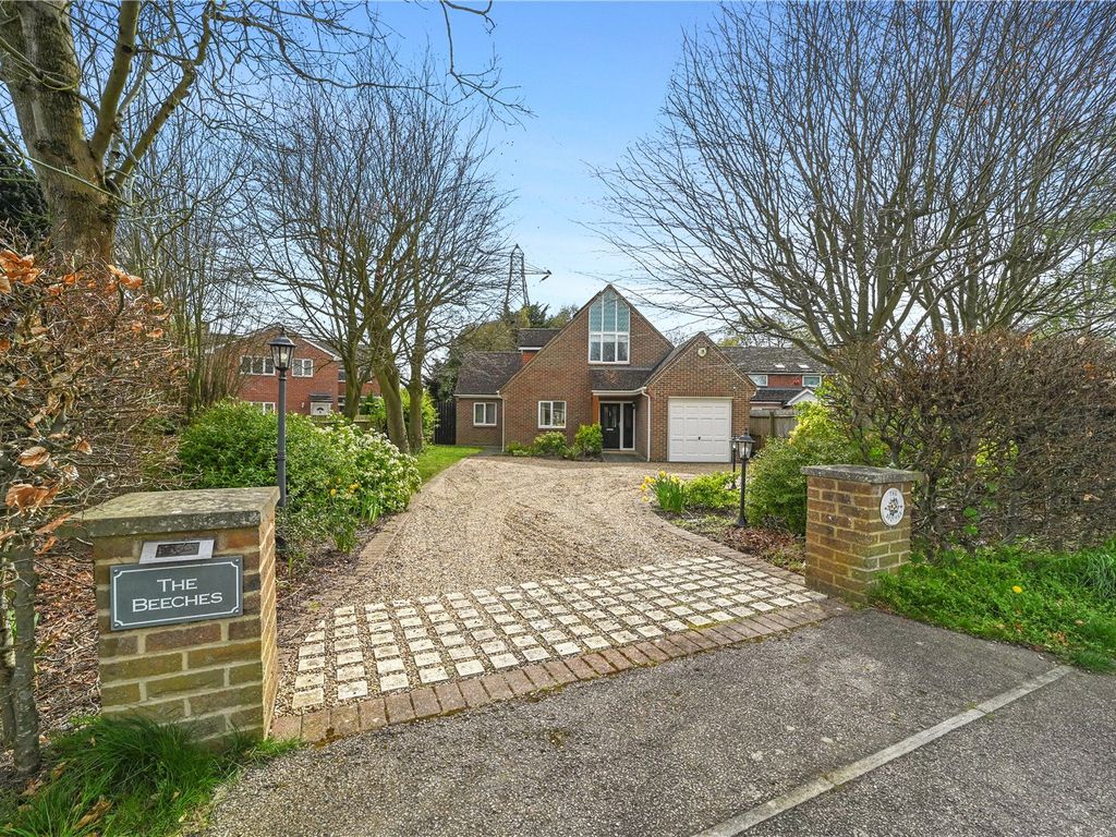 4 bed country house for sale in White Horse Road, East Bergholt