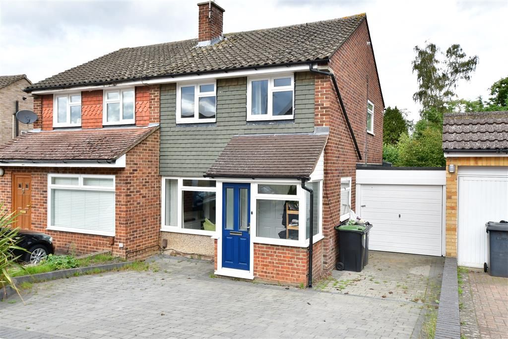 3 bed semidetached house for sale in Primrose Drive, Ditton, Aylesford