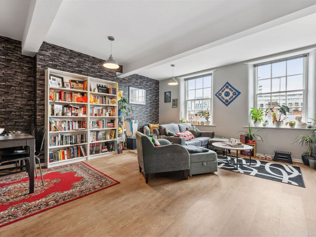 2 bed mews for sale in Cliff Road, Nottingham, Nottinghamshire NG1, £