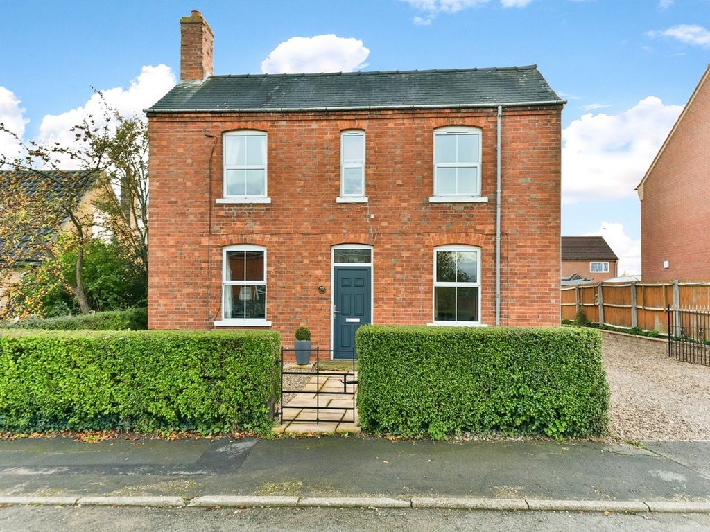 5 bed detached house for sale in Birthorpe Road, Billingborough