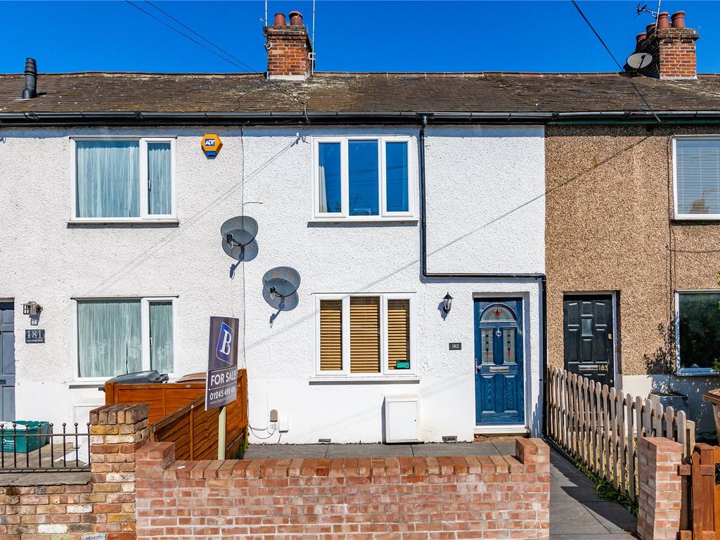 3 bed terraced house for sale in Upper Bridge Road, Chelmsford, Essex CM2, £350,000 Zoopla