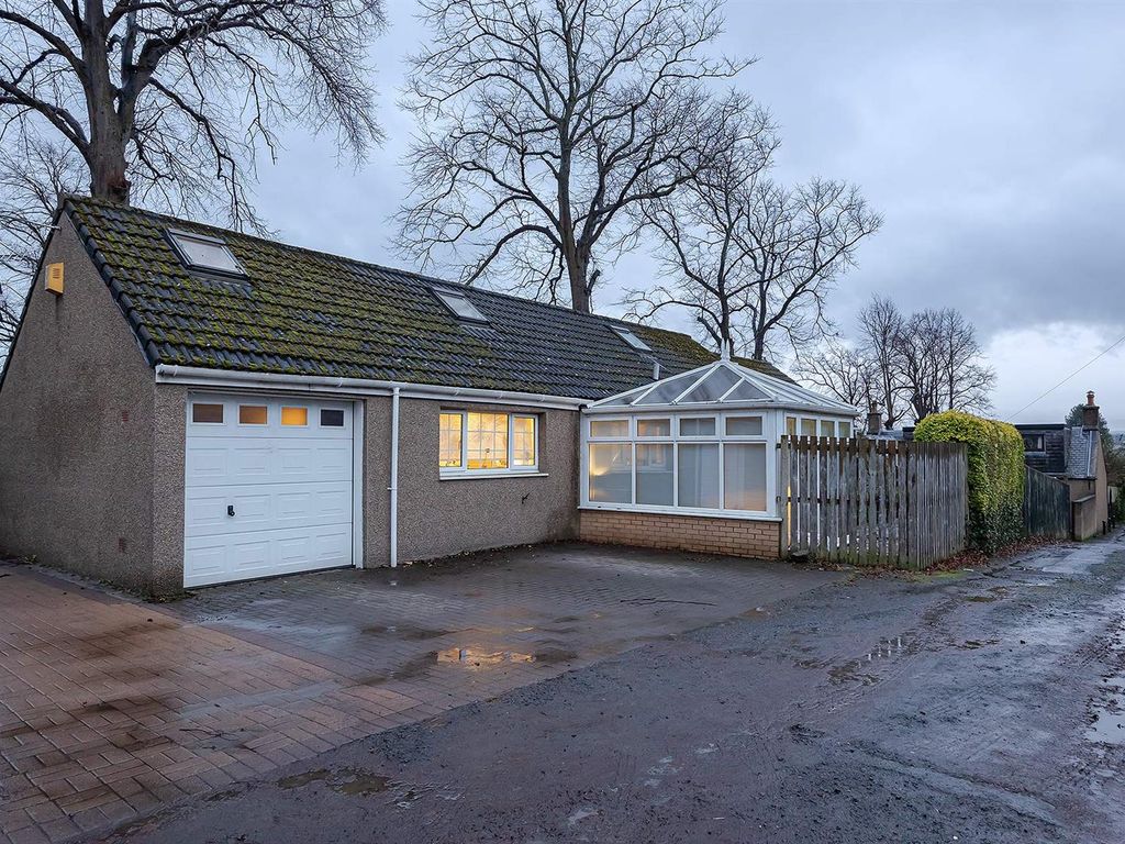 2 bed cottage for sale in West Main Street, Broxburn EH52, £270,000