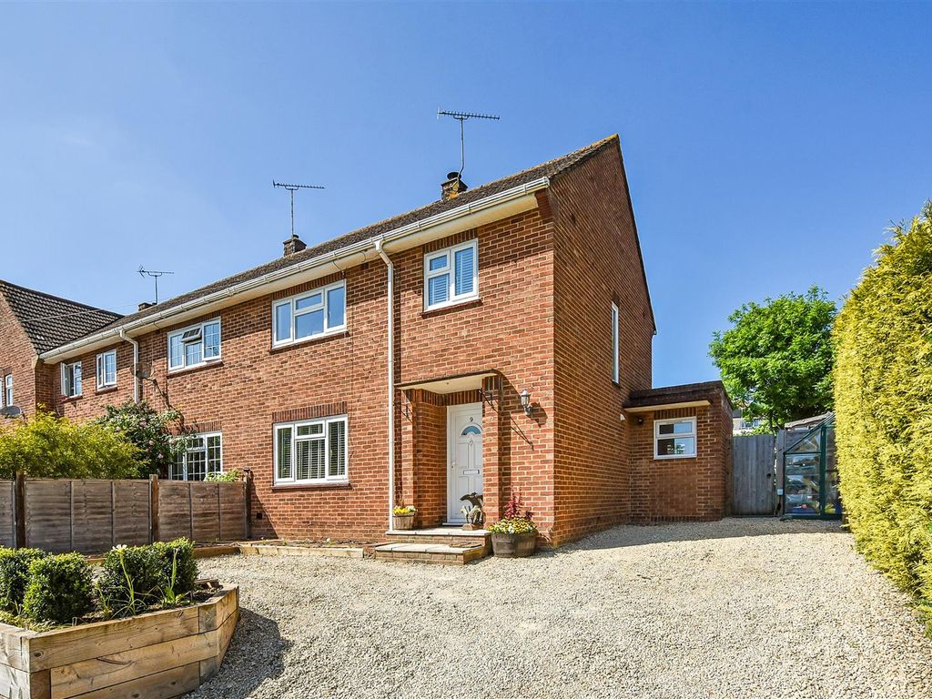 3 bed end terrace house for sale in Willow Grove, Andover SP10 Zoopla
