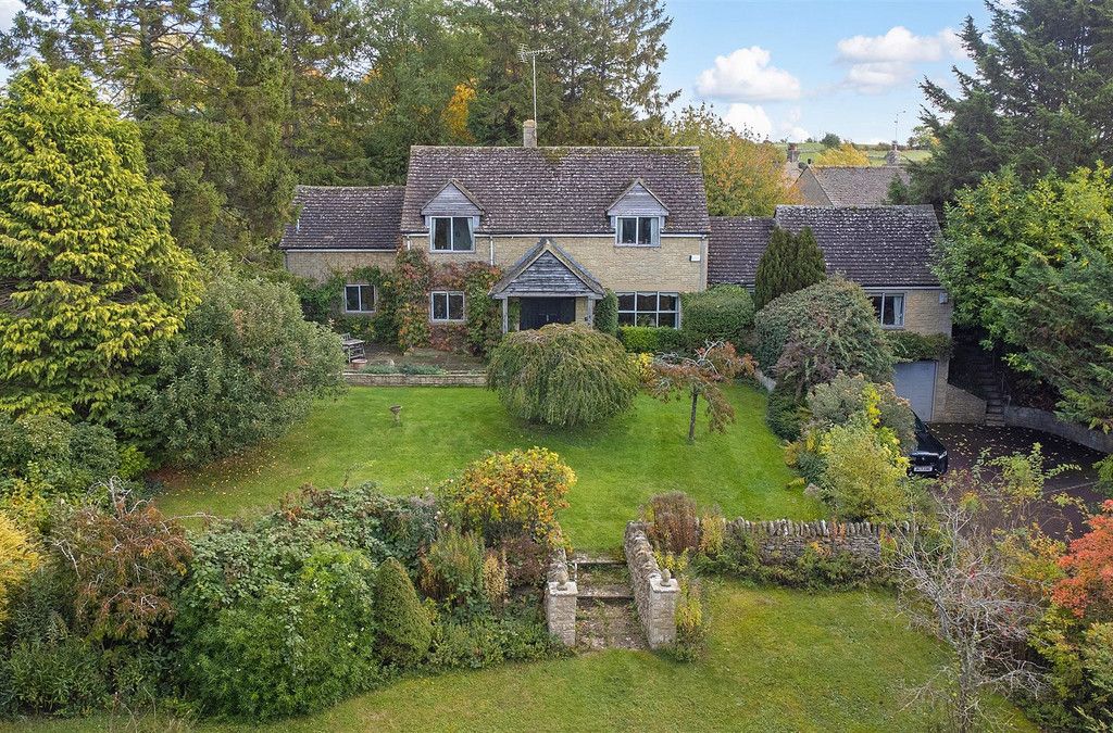 4 bed detached house for sale in Shipton Road, Burford, Oxfordshire OX18 Zoopla