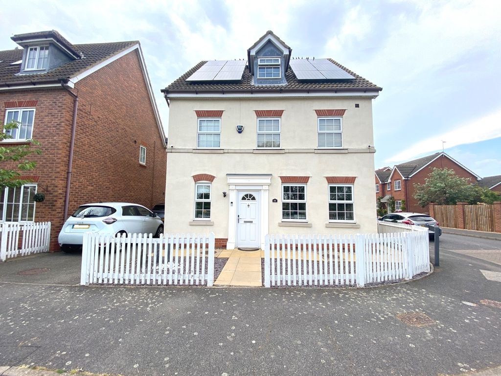 5 bed detached house for sale in Lakeview Way, Peterborough PE7 Zoopla