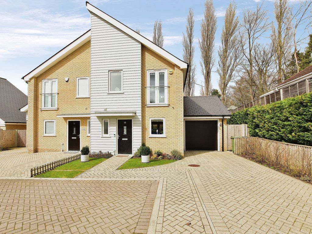 2 bed semidetached house for sale in Castle View, Maidstone, Kent ME14