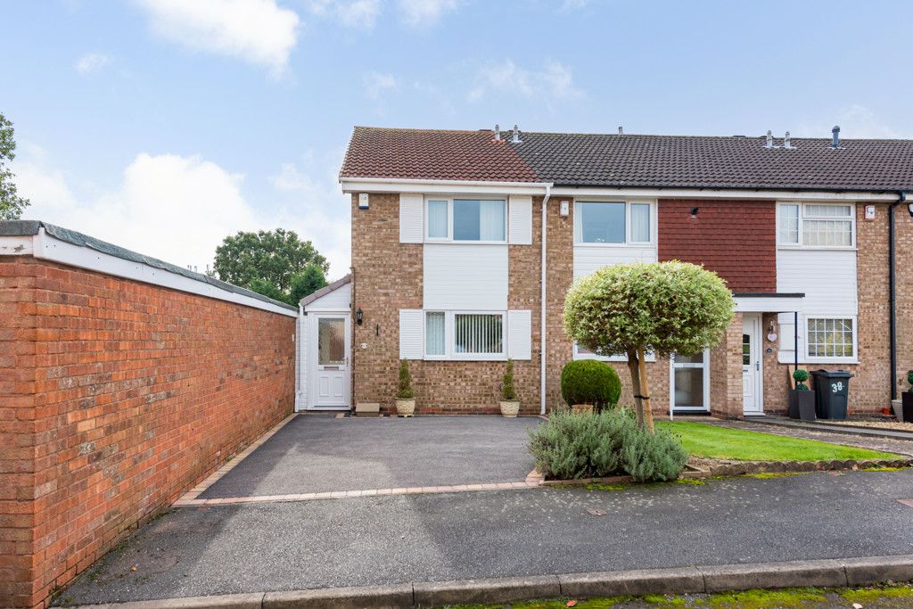 2 bed semidetached house for sale in Stourton Close, Sutton Coldfield