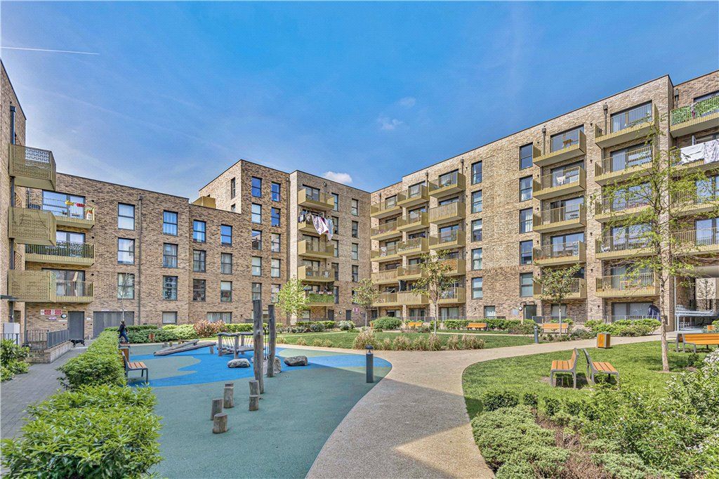 1 bed flat for sale in Pears Road, Hounslow TW3 Zoopla